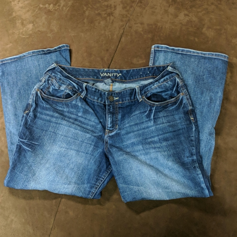 Vanity Wide Leg Jeans Size 34 Extra Short